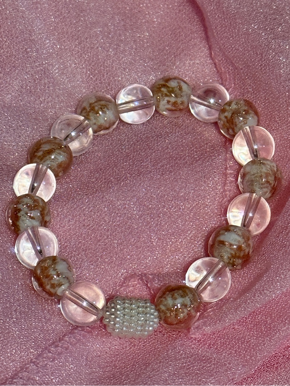 Glow in the Dark Gold Foil Luminous Clear Crystal Bead Bracelet - Picture 3 of 8